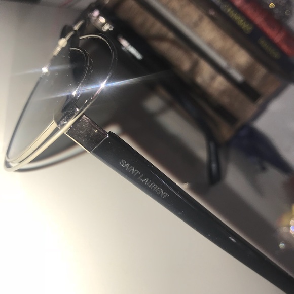 YSL LouLou cutout heart glasses - Picture 4 of 8